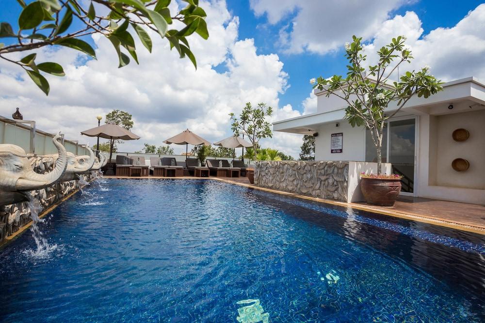 Nita By Vo Luxury Hotel Siem Reap Exterior photo