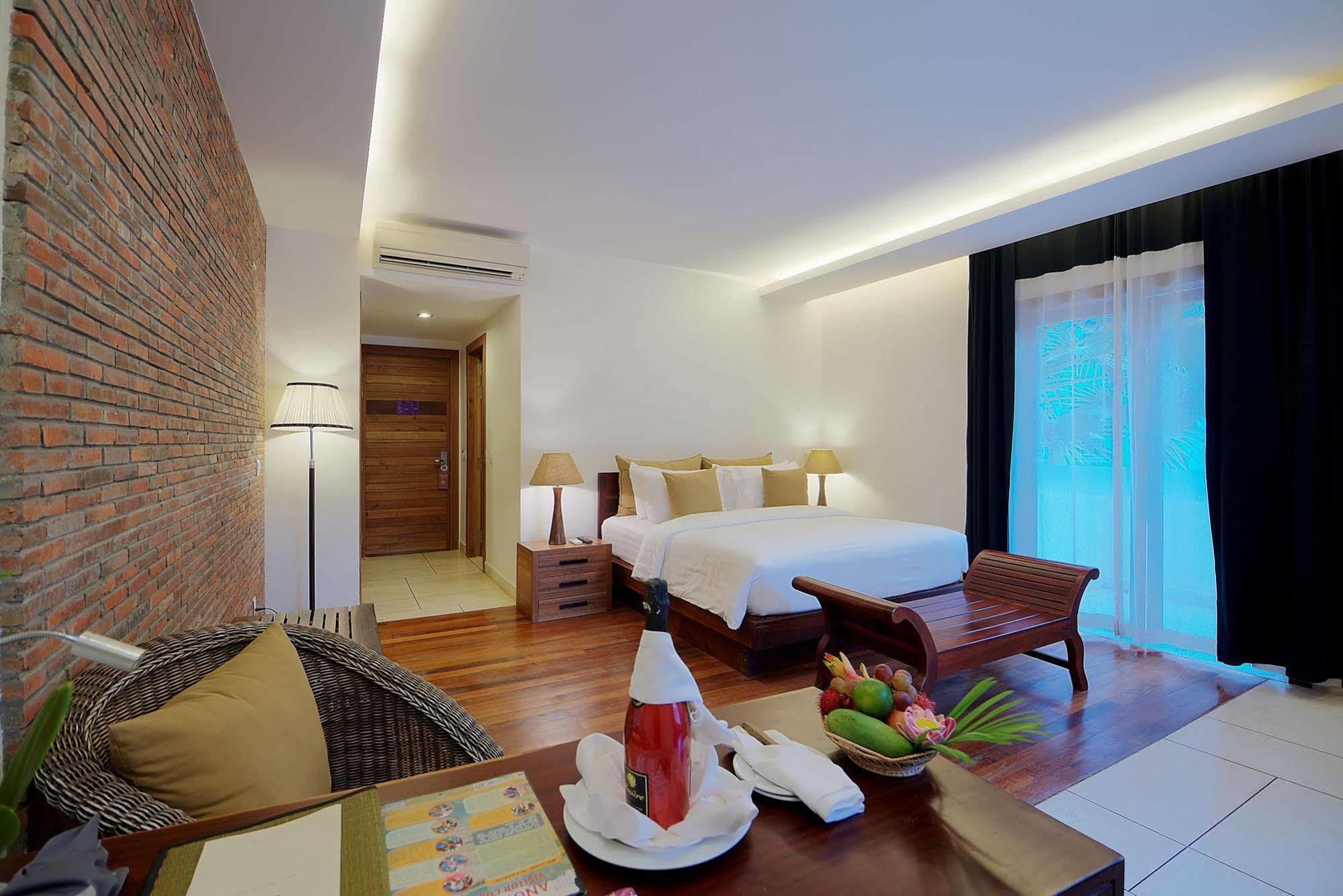 Nita By Vo Luxury Hotel Siem Reap Exterior photo